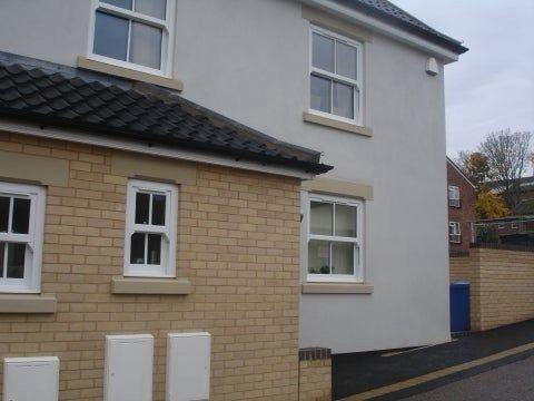 Property photo 2 of 8