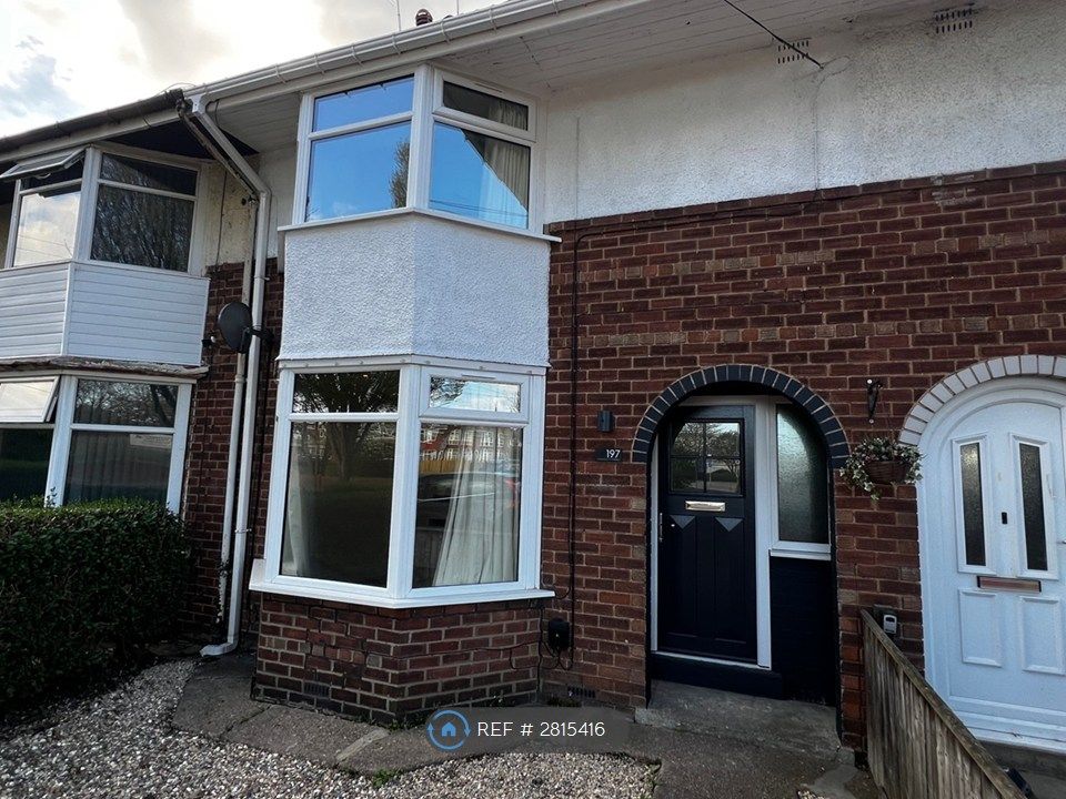 Property photo 2 of 27