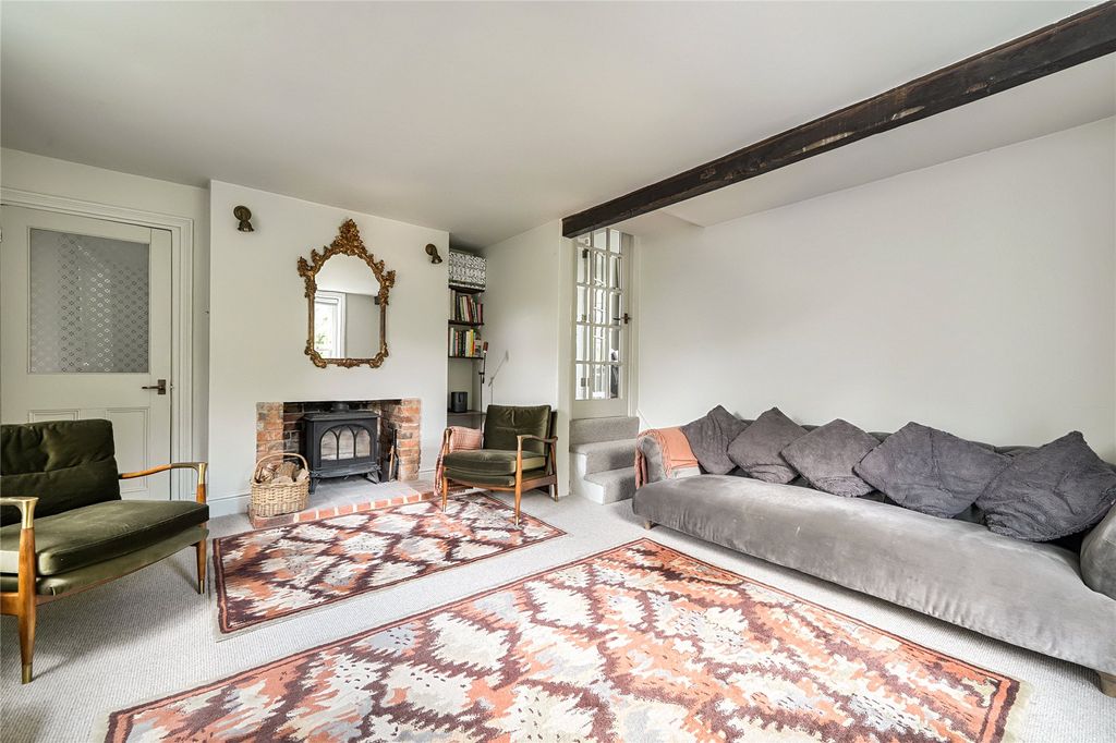 Additional image 19 of 4 bed flat for saleHigh Street, Headley, Hampshire GU35