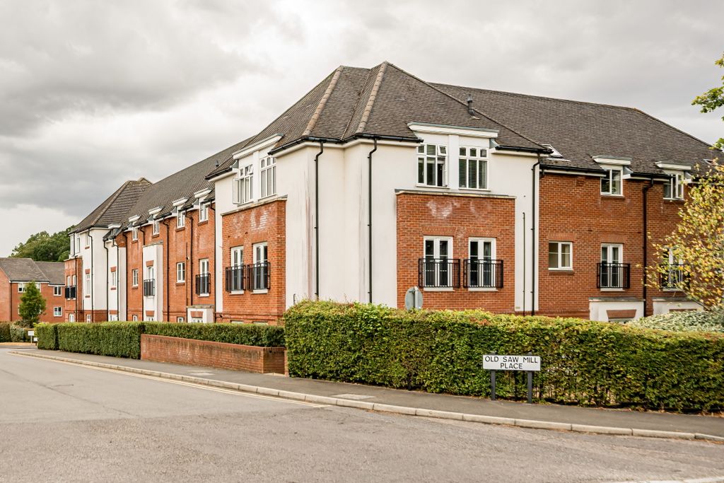 Property photo 1 of 18 17 Stubwick Court-028.Jpg