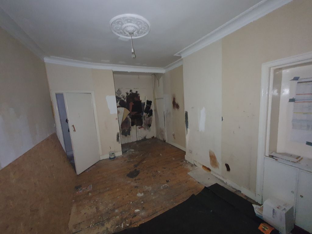 Property photo 3 of 11 3