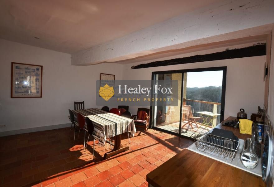 Property photo 3 of 30