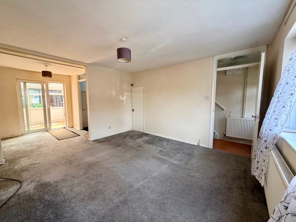 Property photo 3 of 14