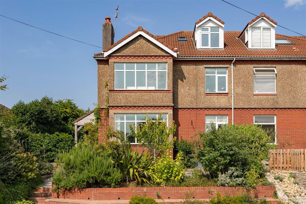Property photo 1 of 40 55.Jpg
