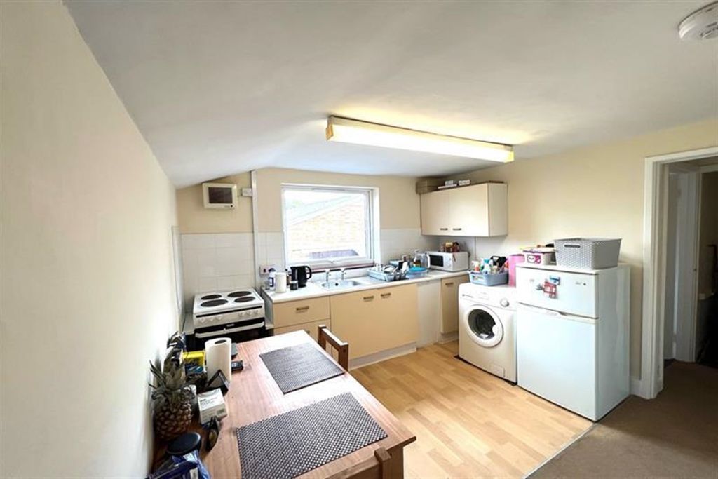 Property photo 1 of 5 (Main)