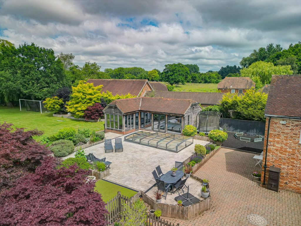 Property photo 3 of 22