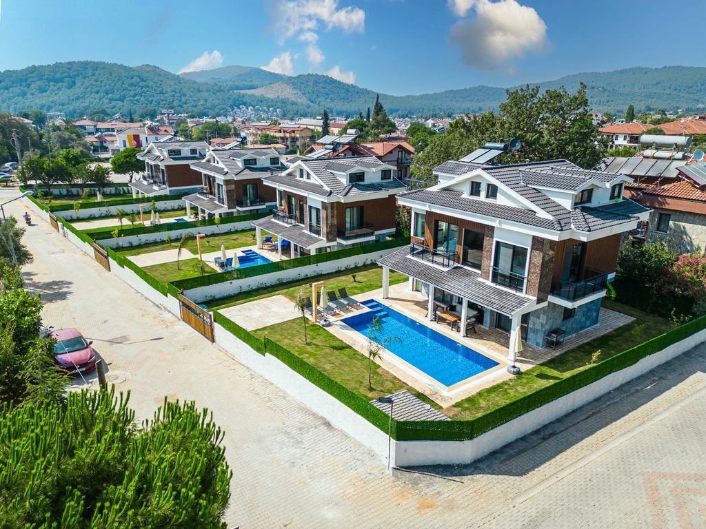 Property photo 1 of 22 Glamorous Fethiye Property For Sale - Luxurious Four Bedroom Villas