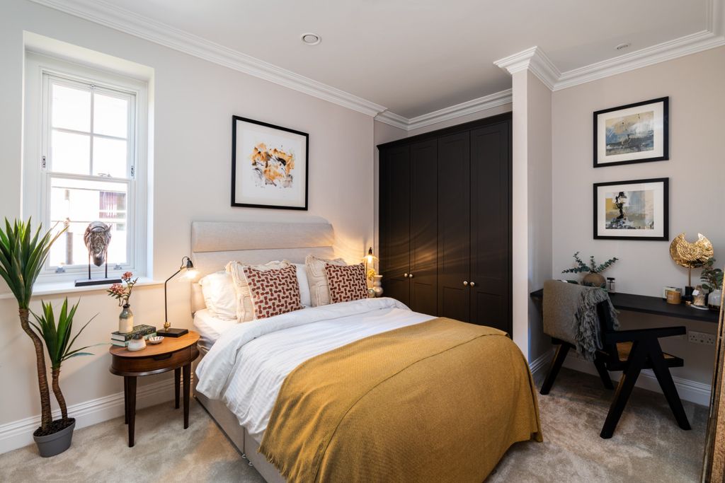 Property photo 1 of 18 4044380
