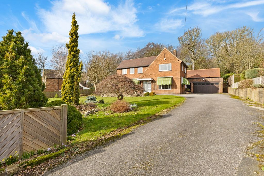 Property photo 1 of 30