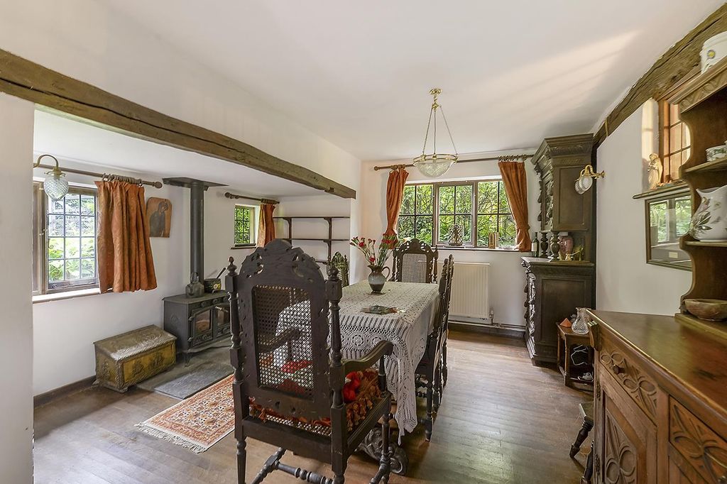 Property photo 3 of 35 Dining Room
