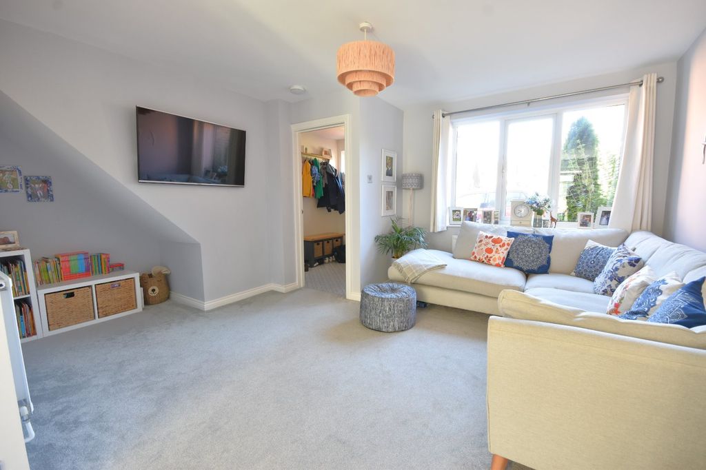 Property photo 2 of 16 Picture No. 02