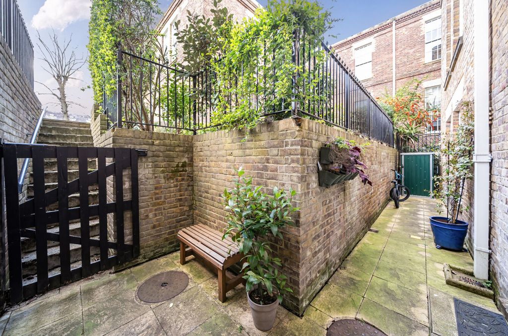Property photo 2 of 21 1420604-18-69B048...