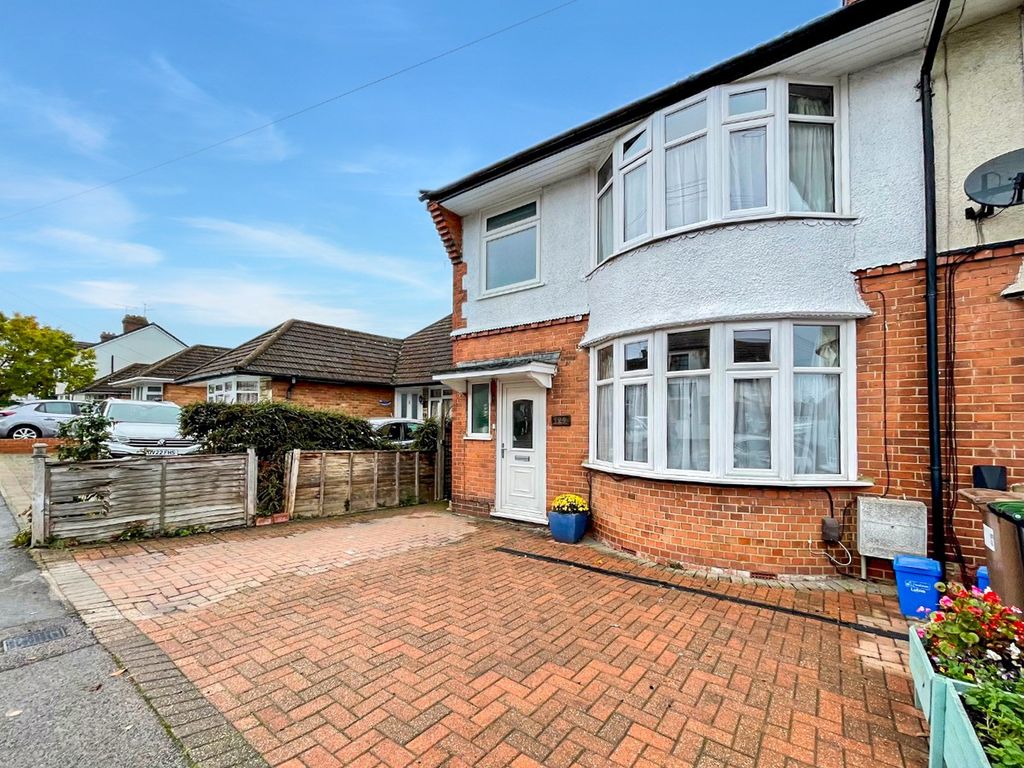 Property photo 1 of 12 4380531