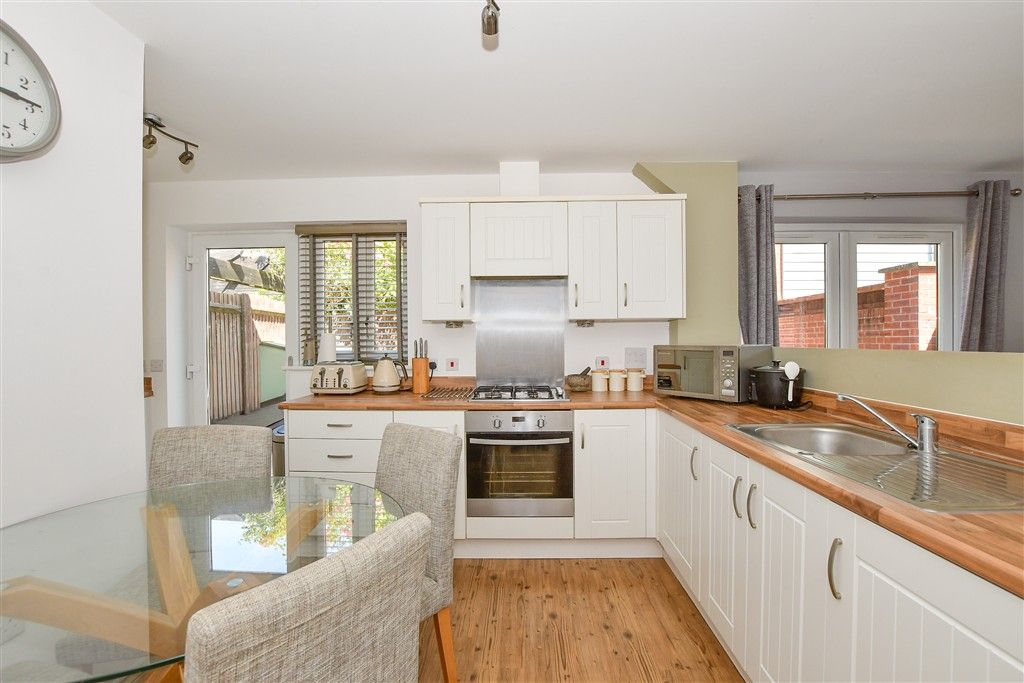 Property photo 2 of 16 Kitchen/Diner