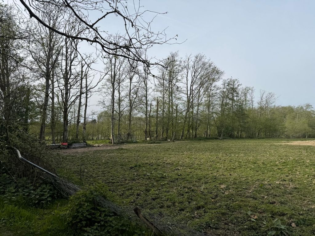 Property photo 3 of 4 Photo 2