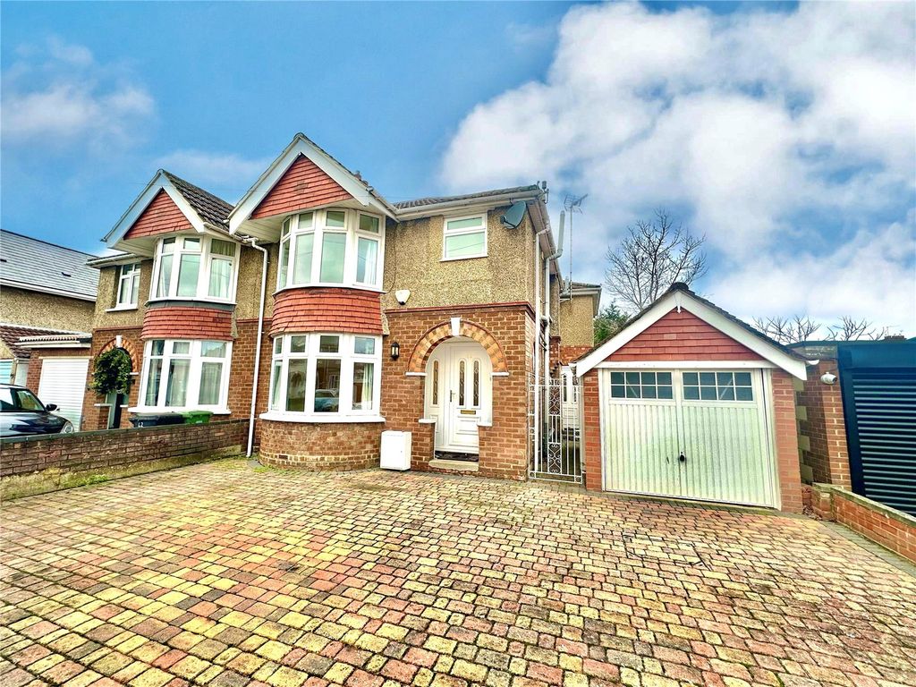 Property photo 1 of 18 Picture No. 24