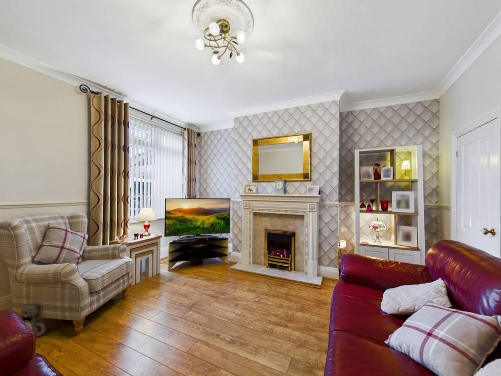 Property photo 2 of 14 Living Room