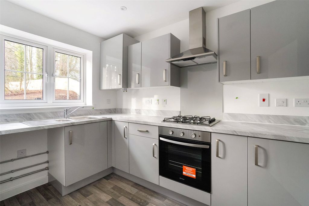 Property photo 2 of 11 Picture No. 06