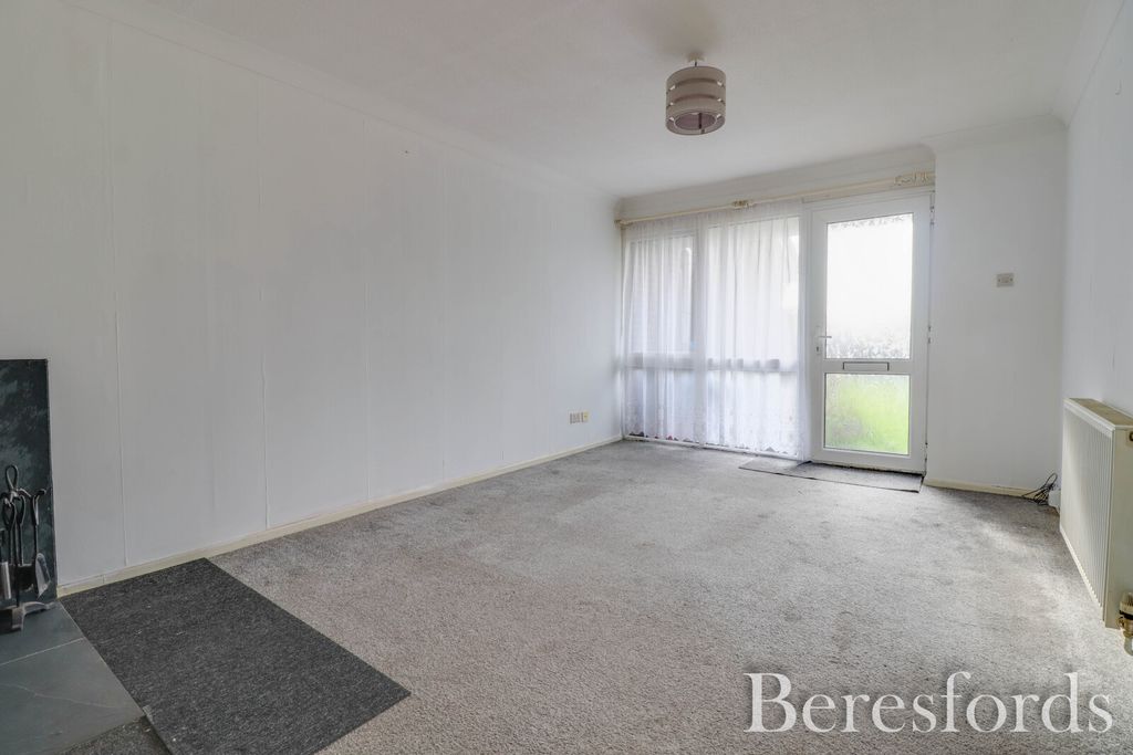 Property photo 3 of 10 Picture 3