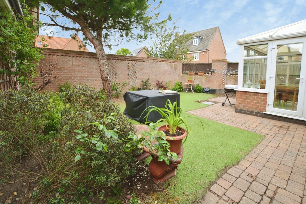 Additional image 4 of 5 bed detached house for saleGilbert Way, Fernwood NG24