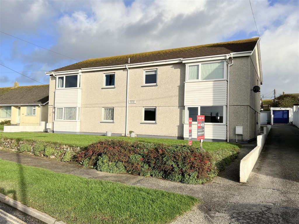 Property photo 1 of 14 Front