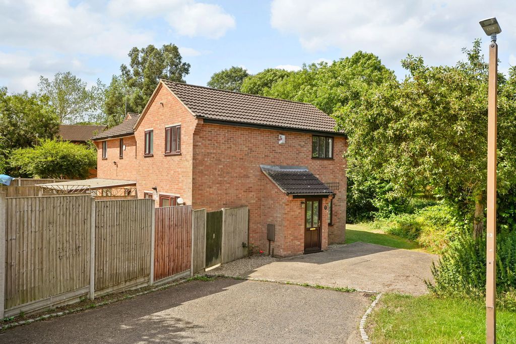 Property photo 2 of 23
