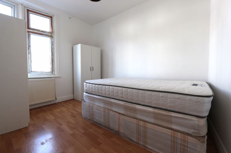 Property photo 2 of 8 Photo 2