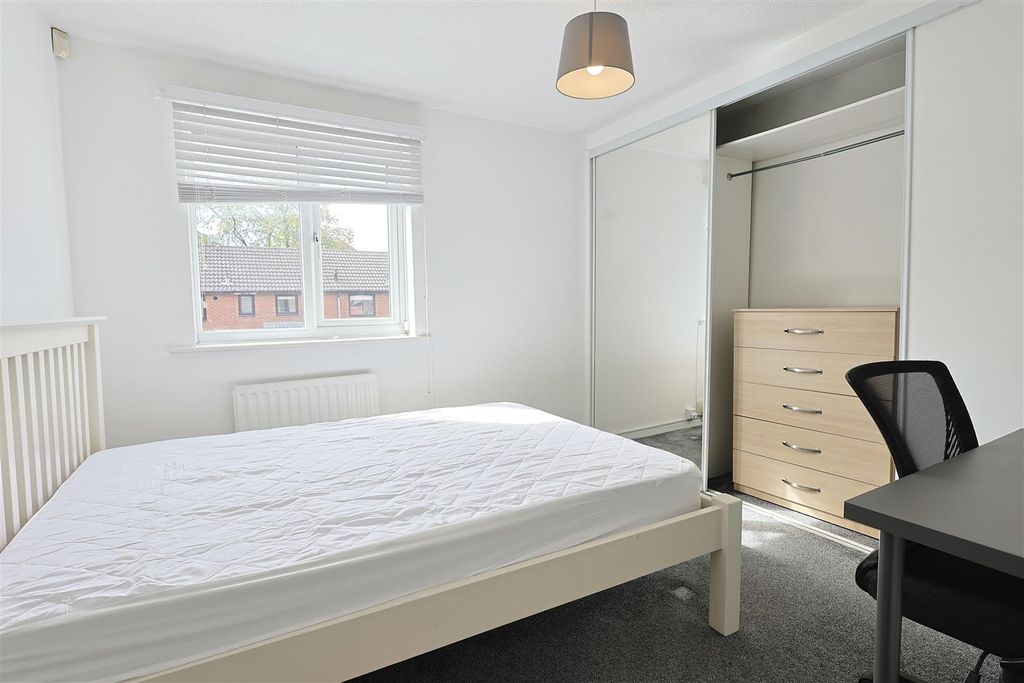 Property photo 2 of 11 A662B197-1Afe-4A3D-A31F-0D47862Acd16_1_201_A.Jpeg