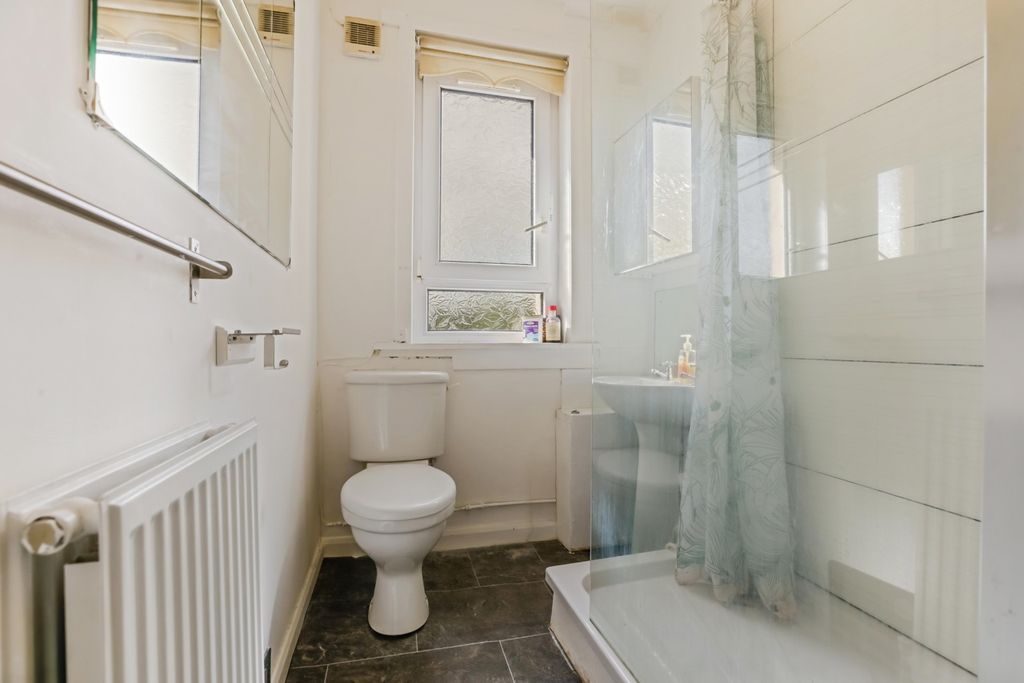 Additional image 9 of 3 bed penthouse for saleKenmar Road, North Lanarkshire, Hamilton ML3
