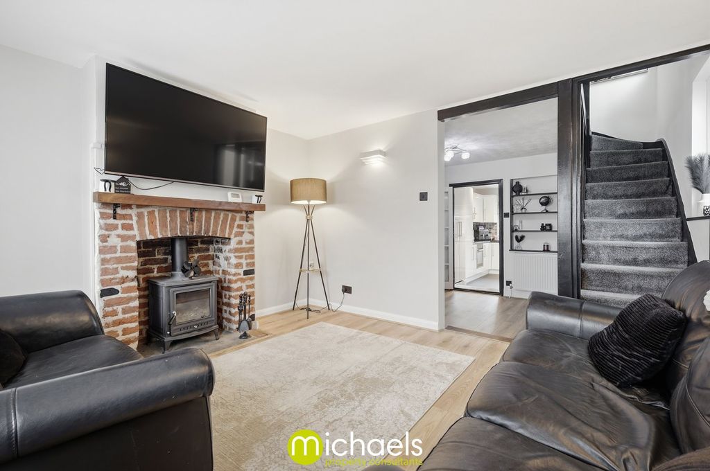 Property photo 3 of 20