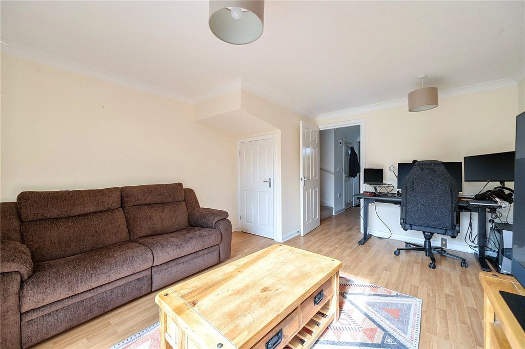 Property photo 3 of 10 Picture No. 04