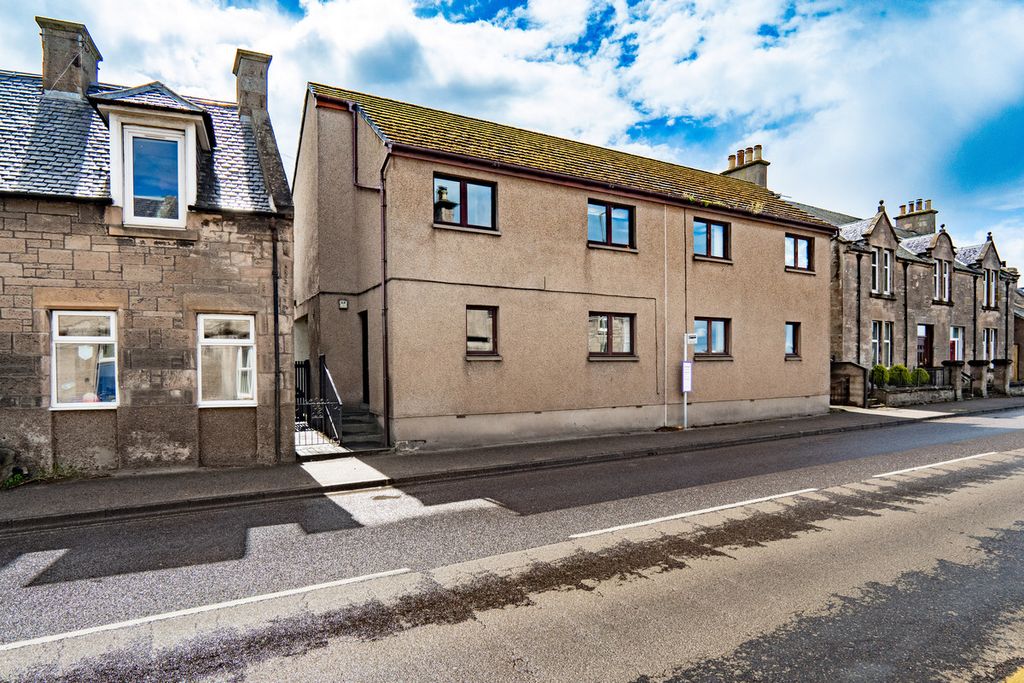 Property photo 1 of 33