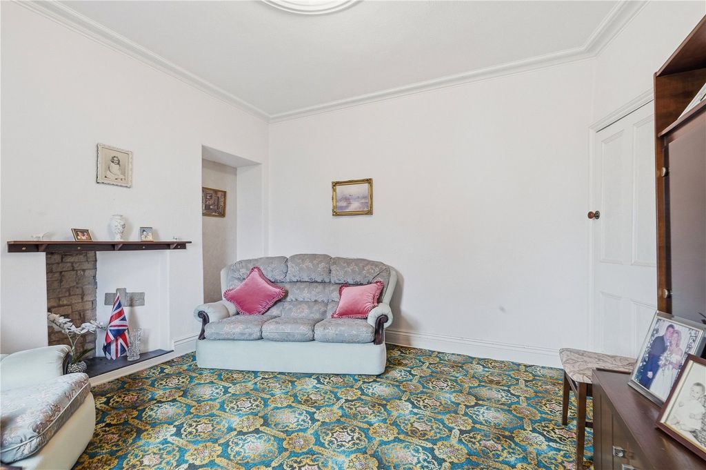 Property photo 3 of 29 Living Room