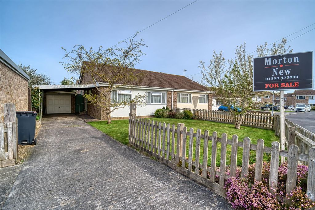 Property photo 1 of 9 Front