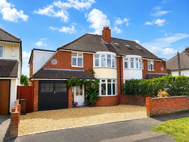 Property photo 1 of 2 Thesiger Road