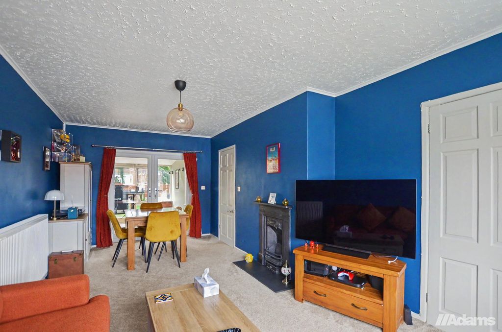 Property photo 2 of 29