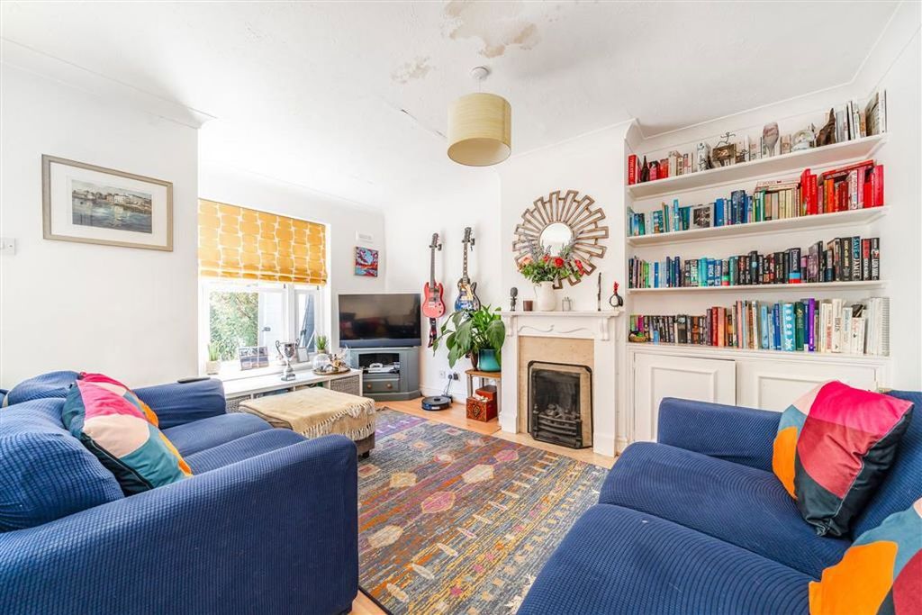 Property photo 2 of 7