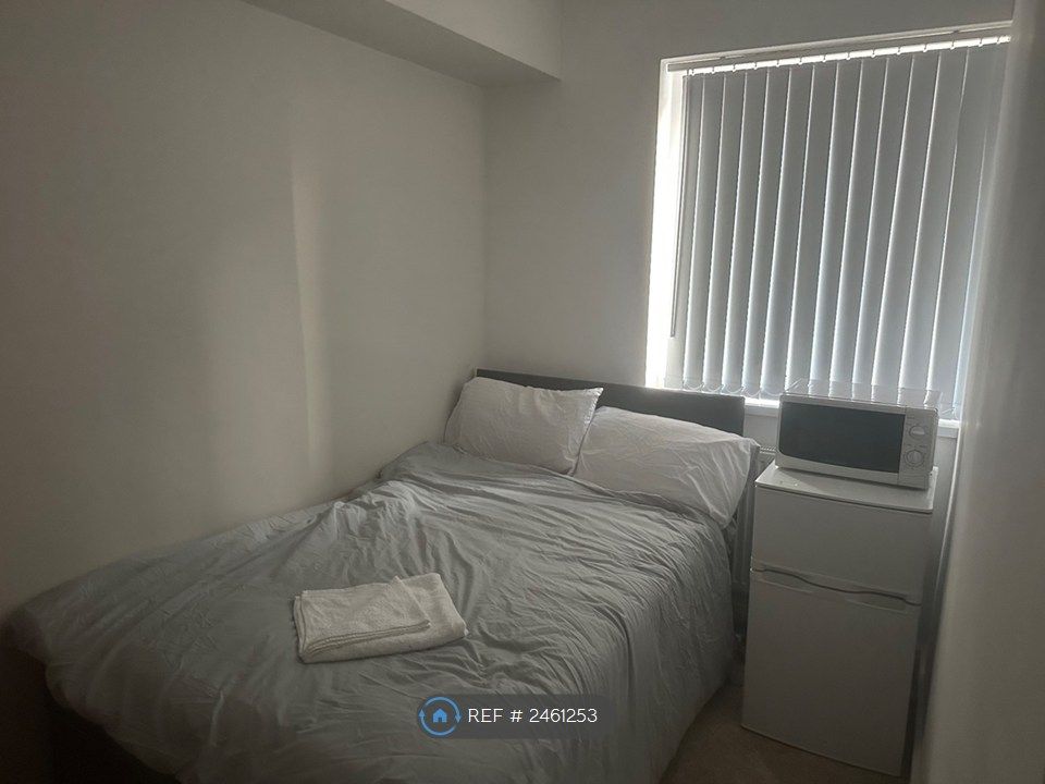 Property photo 2 of 29