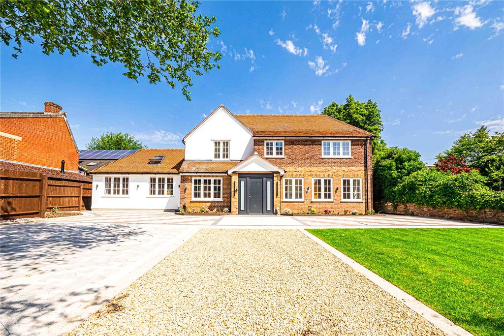 Property photo 2 of 26 Picture No. 14