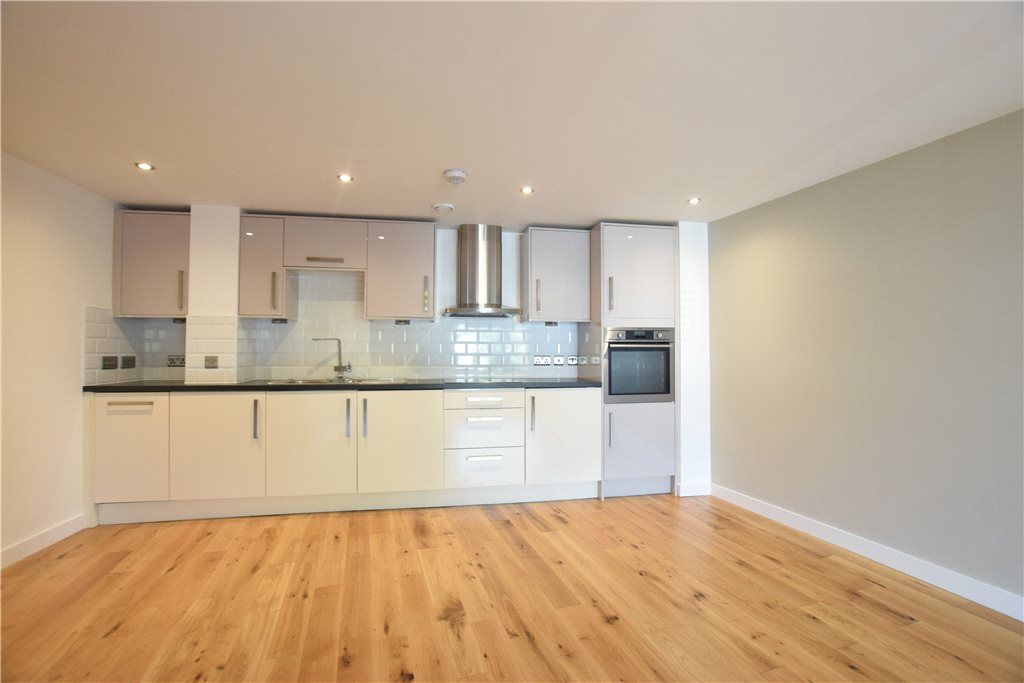 Property photo 2 of 7 Picture No. 21