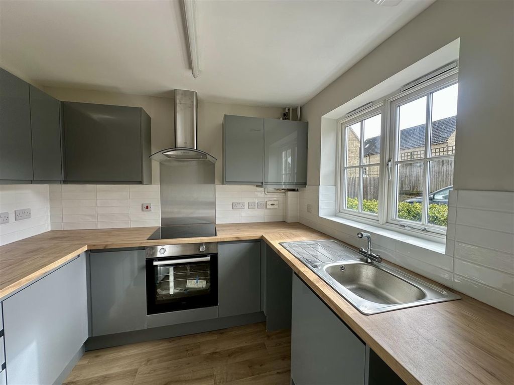 Property photo 2 of 11 Image00011.Jpeg