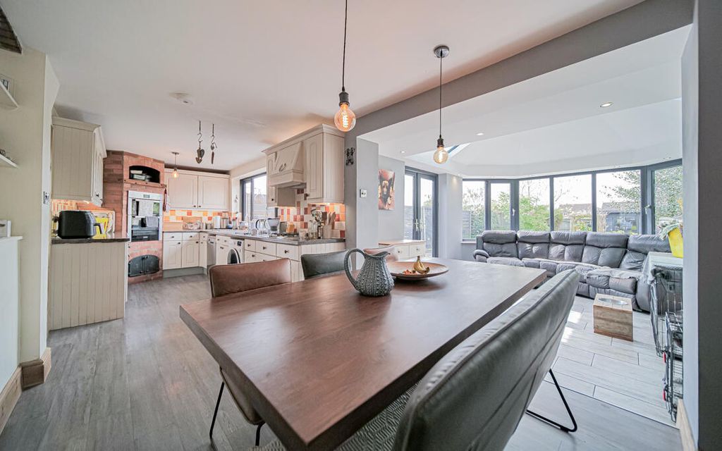 Property photo 2 of 19 P1070368.Jpg