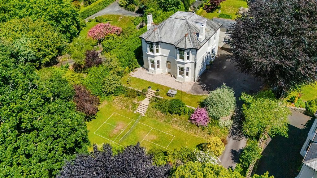 Property photo 1 of 42 Drone Imagery