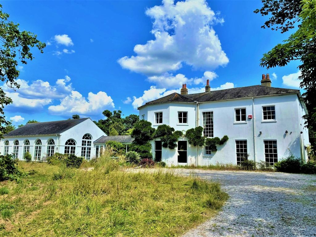 Property photo 2 of 27 Picture No. 63