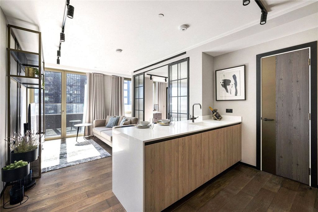 Property photo 2 of 15 Open Plan