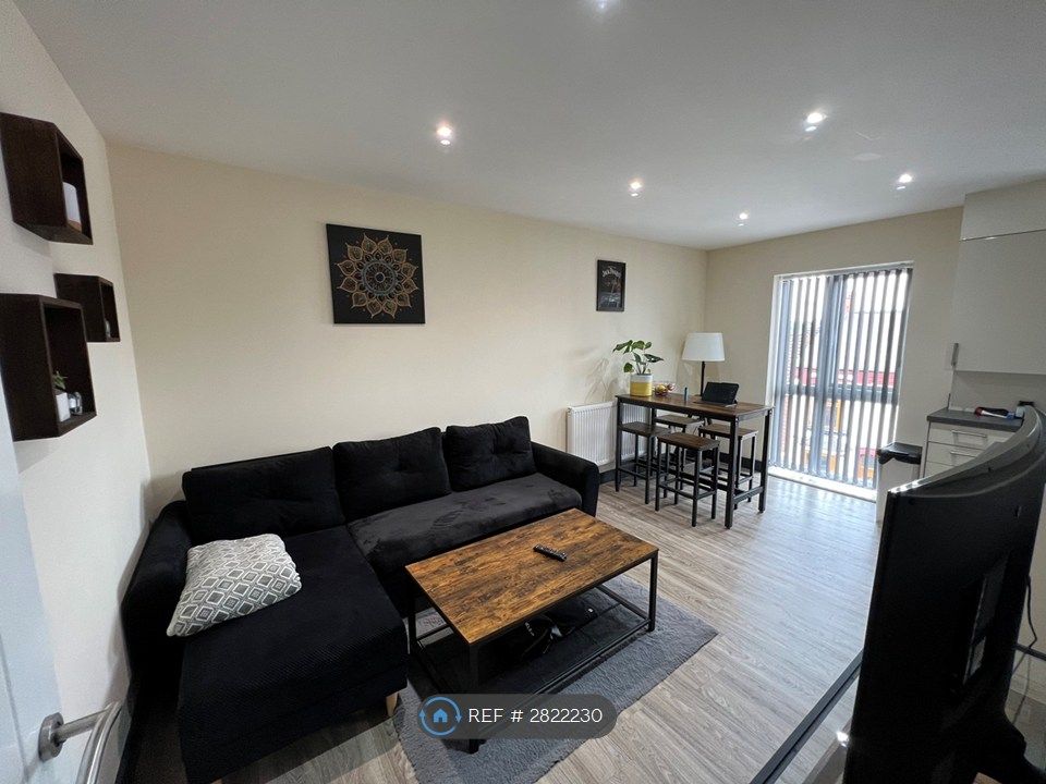 Property photo 3 of 10