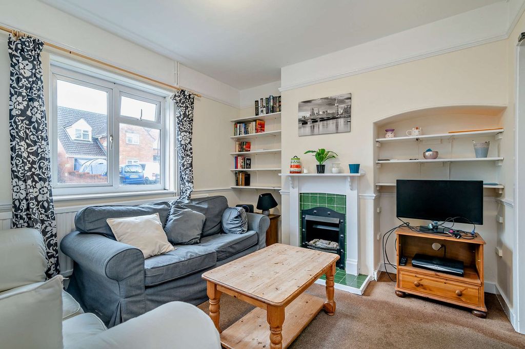 Property photo 3 of 24