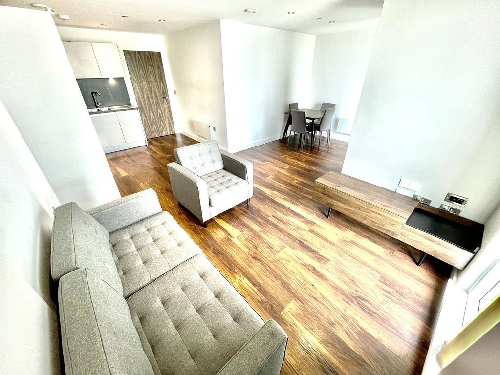 Property photo 3 of 14 Picture 3