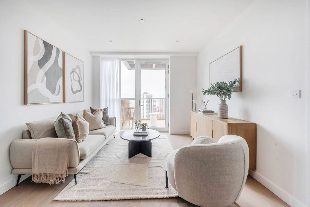 Property photo 3 of 9