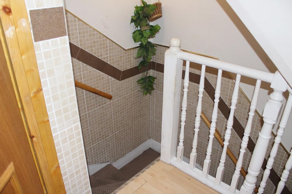 Property photo 3 of 15 Img_8923 E.Jpg